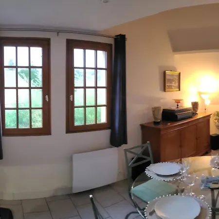 Bienvenue Chez Jocelyne Apartament